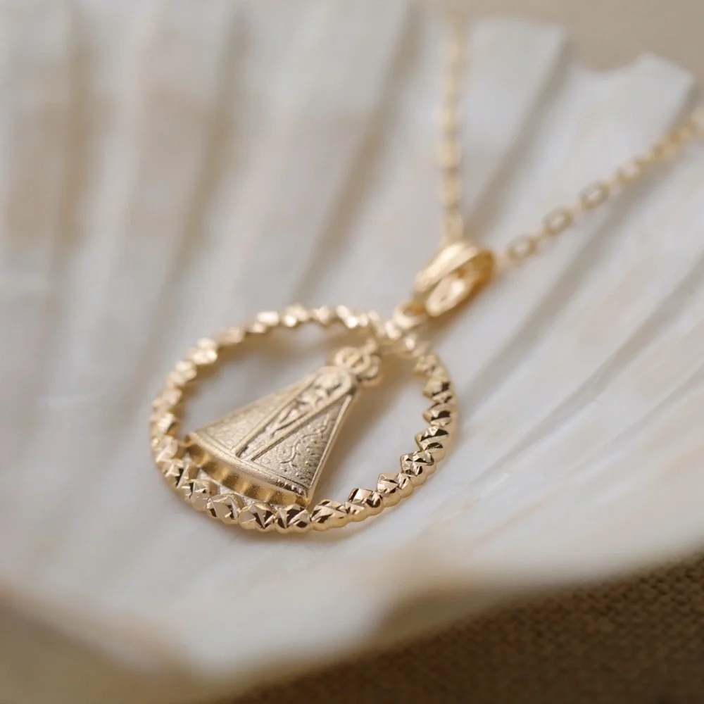 Virgin Mary Crown Necklace | 18k Gold Filled